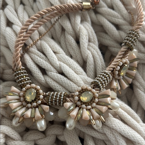 Gorgeous chiffon flowy maxi dress. Strapless.. Absolutely stunning on. - Picture 4 of 14